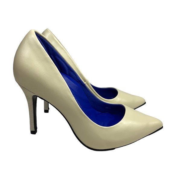 Antonia Saint Shoes - NWOT Antonia Saint Victoria Nude Heels Pumps 6.5 Contoured Support Pointed Toe